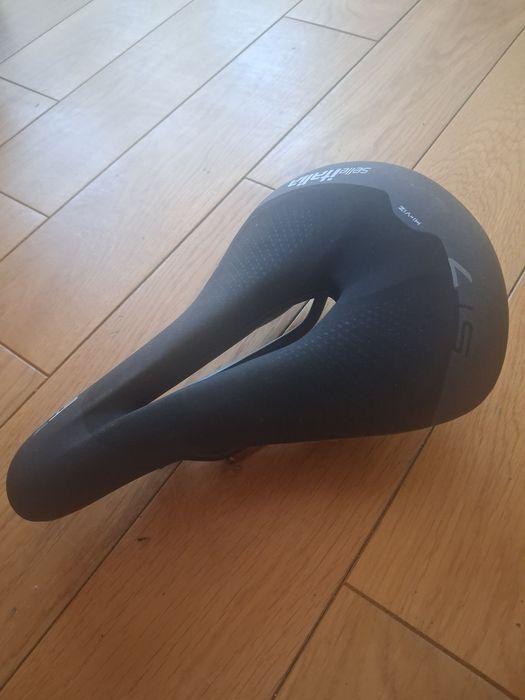 Siodełko rowerowe Italia Nowe nigdy nie uzywane