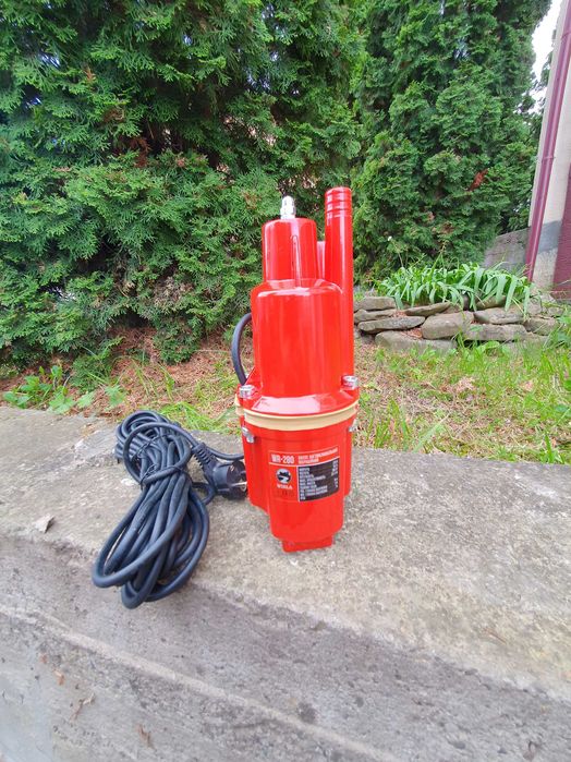 Насос Вибрационный Вібраційний малыш 15 метрів кабеля -ТІЛЬКИ ДОСТАВКА