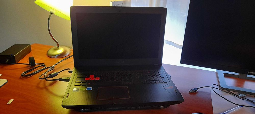 Portátil Gaming Asus Rog Strix Gl502Vs