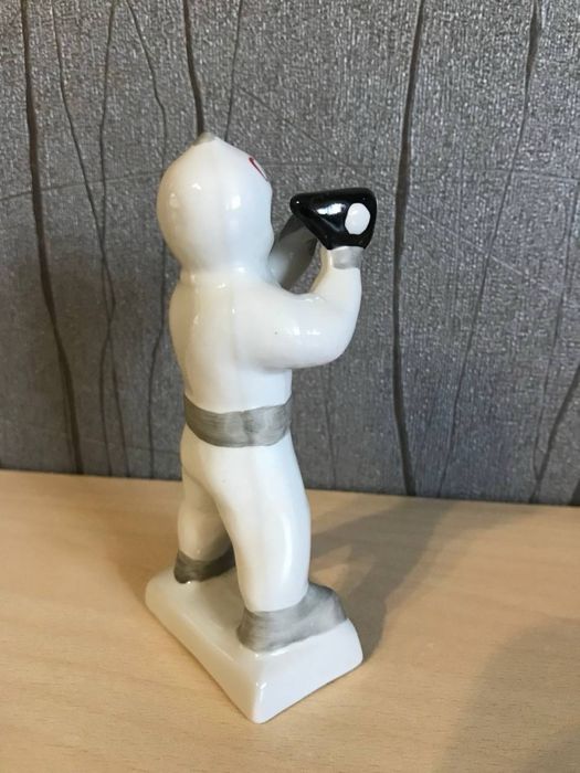 Продам фарфоровые статуэтки СССР