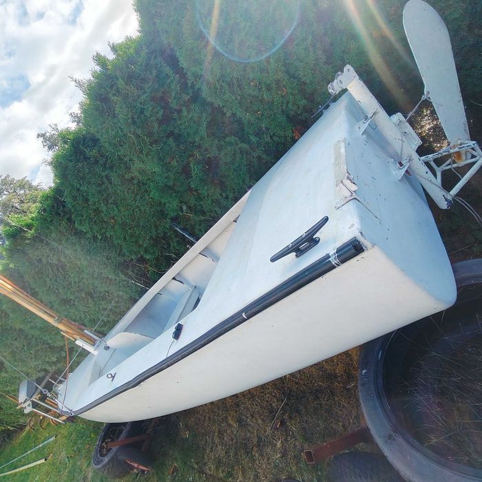 Łódź żaglowa 4m 95cm czytaj opis