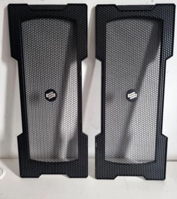 Przedni panel / maskownica obudowy komputerowej Silentiumpc Regnum RG6