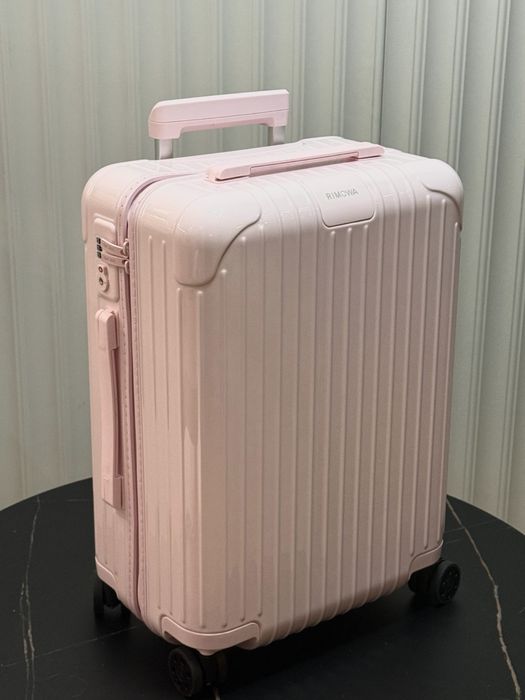 Валіза Rimowa essential ballerina pink ручна поклажа/ручная кладь рожева валіза /лімітована серія/в наявності