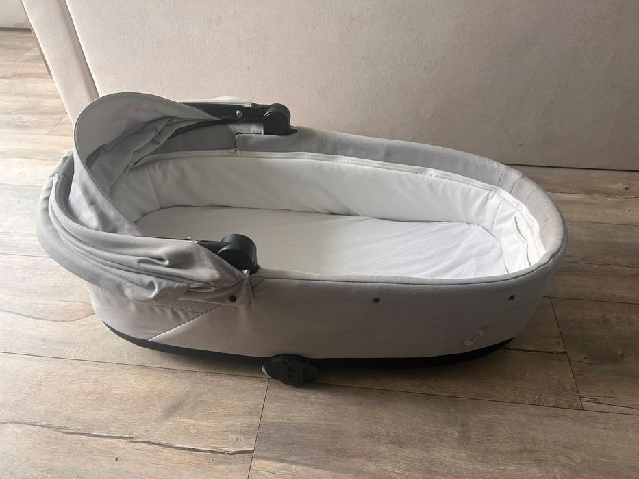 Sprzedam gondolę Cybex cot S