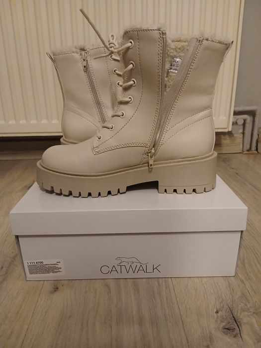 Buty zimowe damskie
