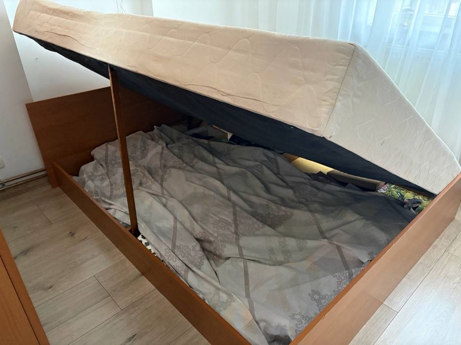 Продам двоспальне ліжко 160×200 з підйомним механізмом