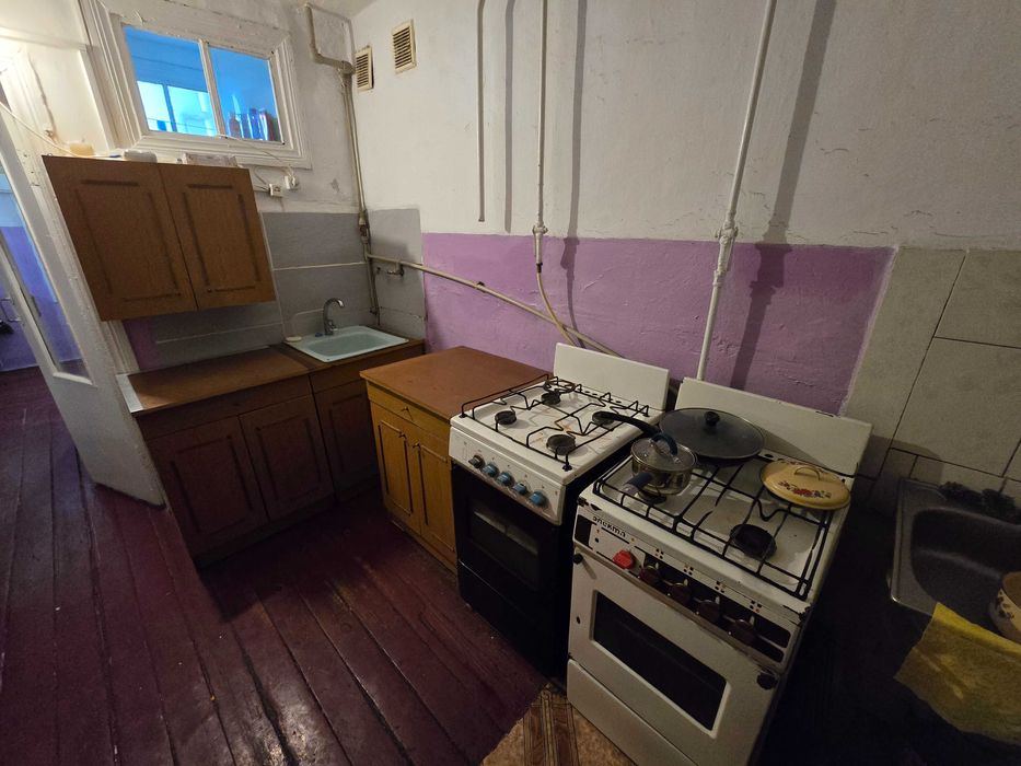 Здається кімн.в гуртожитку по вул.Антонова в р-ні Замостя,читайте опис