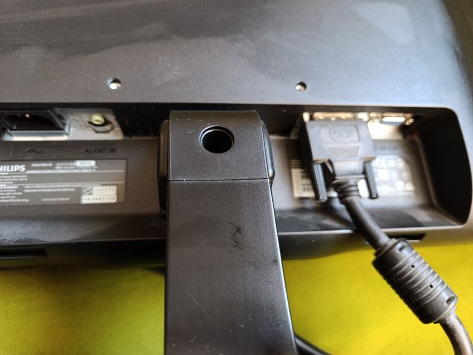 Monitor 19 cali Samsung VGA