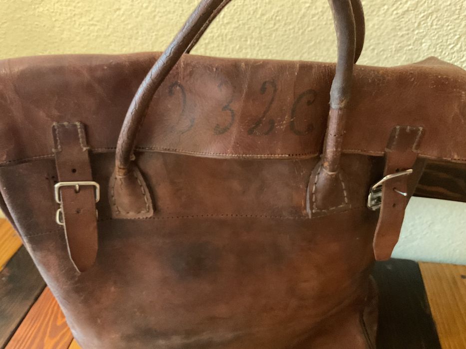 Mala de carteiro antiga