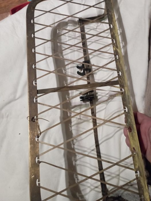 Wieszak PRL do odświeżenia