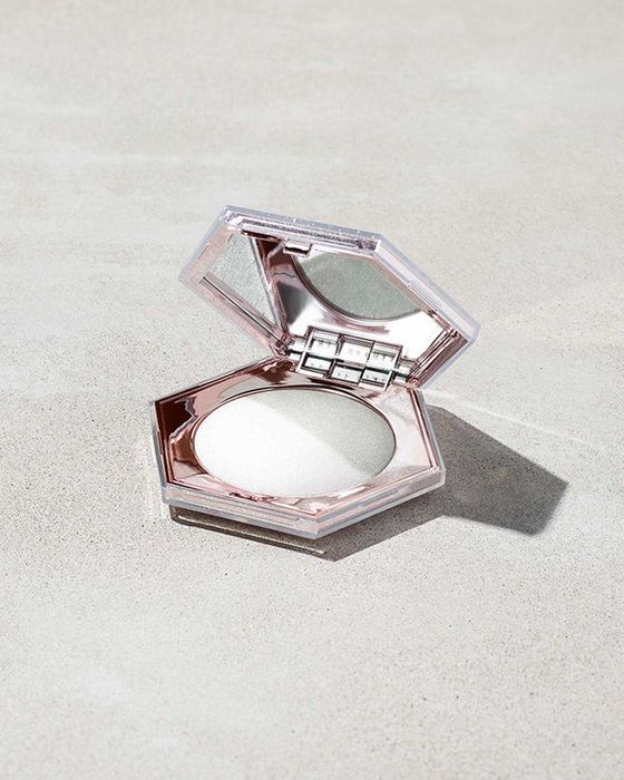 Хайлайтер Fenty Beauty by Rihanna