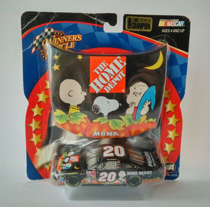NASCAR модели WinnersCircle/Hasbro, масштаб 1:43, новые!