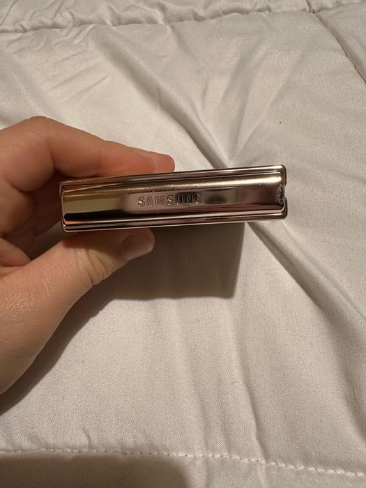 Samsung Z Flip 4 p/peças