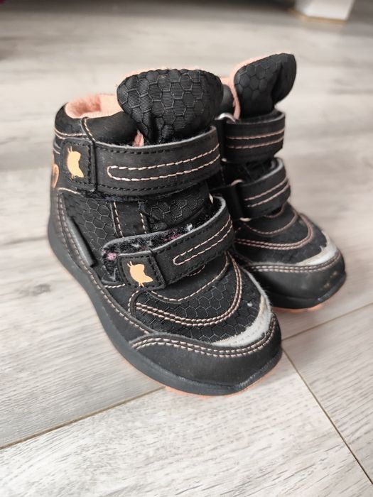 Zimowe trapery, kozaczki waterproof, śniegowce 21