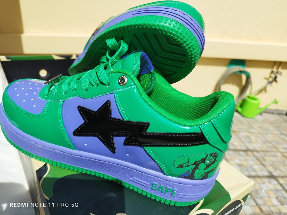 Tênis bape Marvel versão Hulk