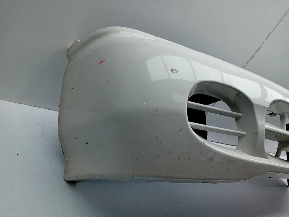 Pára-choques frente HYUNDAI H100