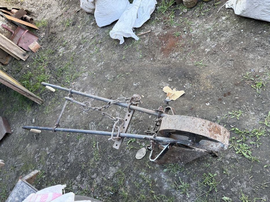 Полилка плуг окучник