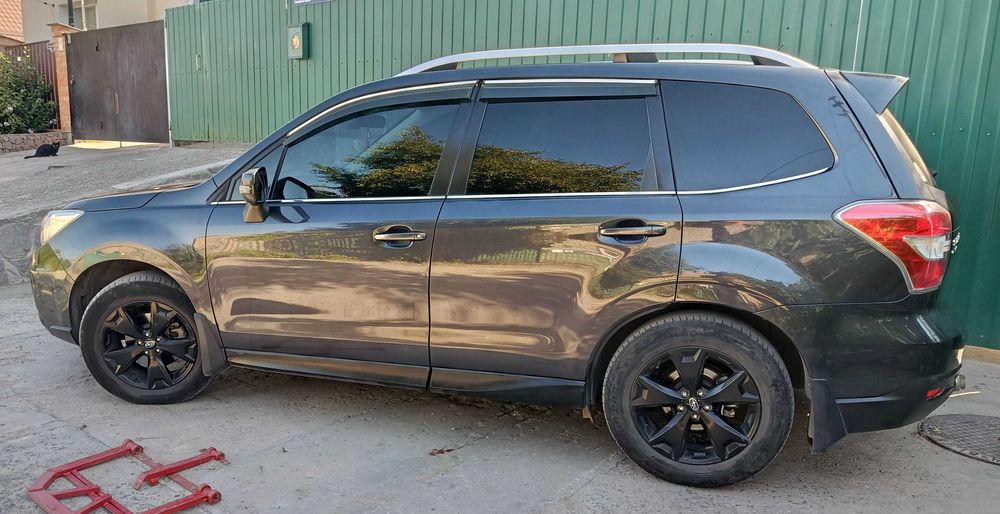 Subaru Forester 2014 official