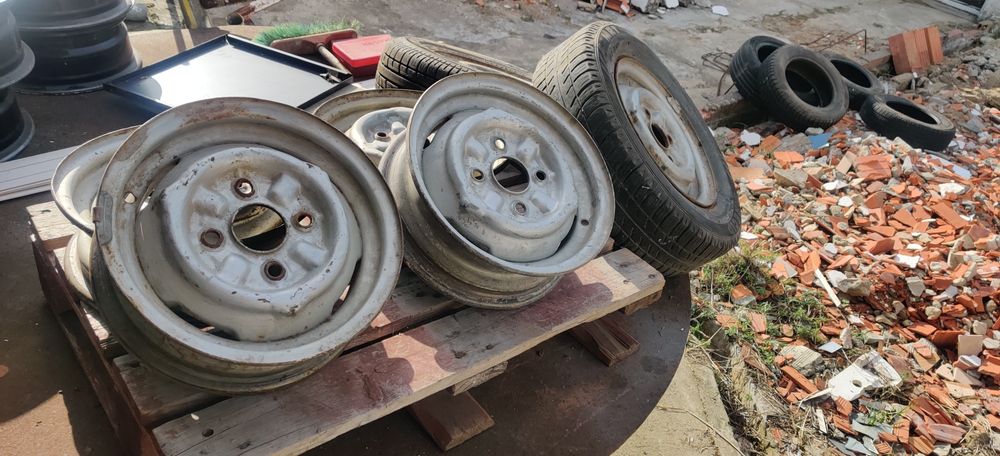 Jantes 12 4x110 para clássicos (Toyota)