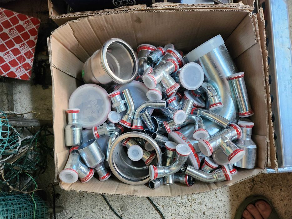 Kształtki  różne  wymiary.