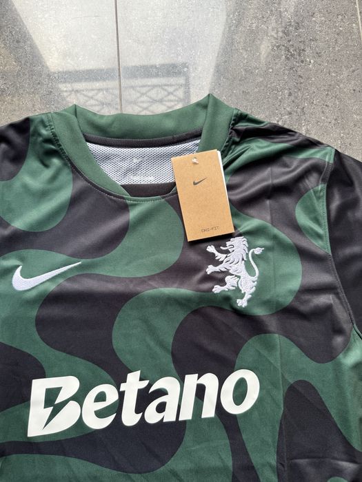 Camisola Sporting alternativa