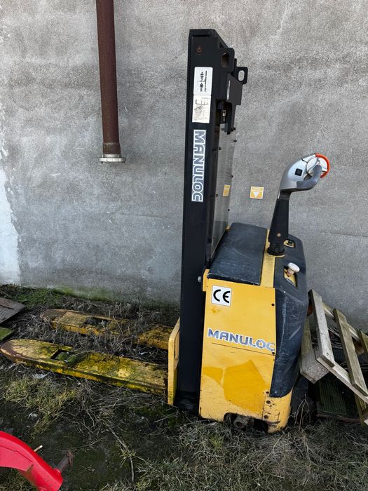 Elektryczny wózek paletowy masztowy MANULOC