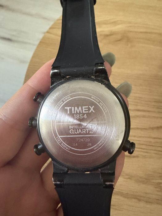 Zegatek Timex  Intelligent Quartz T2N72