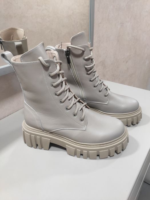 Ботинки берцы женские демисезонные и зимние в разных цветах