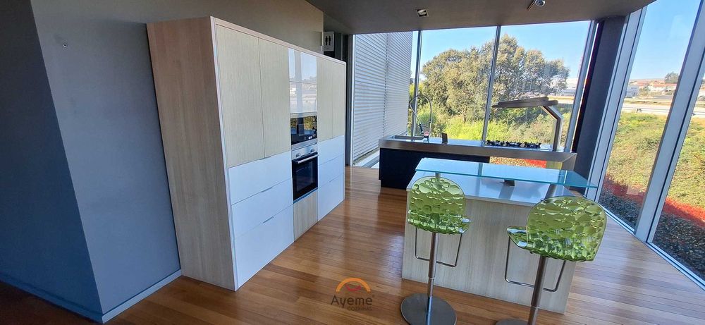 Cozinha completa (modelo de showroom)