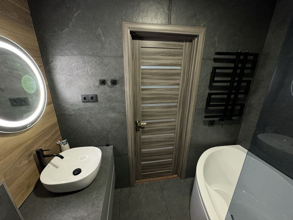 ‼️ Центр міста ‼️ Новий ремонт, продаж з меблями та технікою