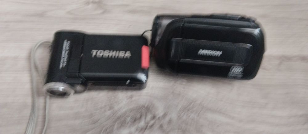 Відеокамери дві штуки