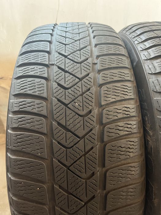 215/50/18 pirelli