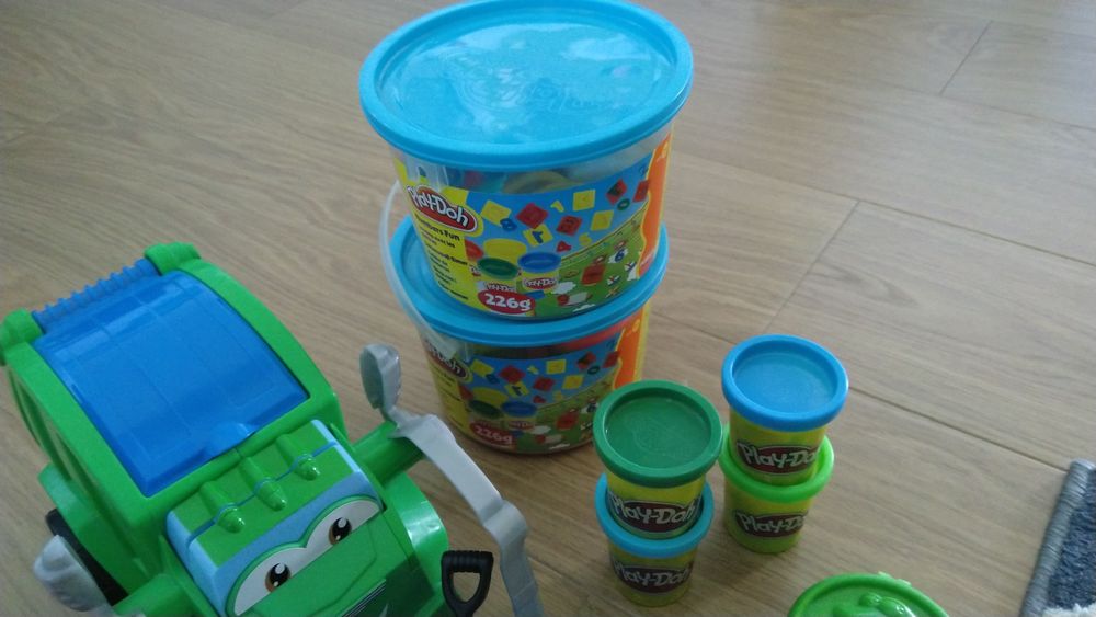 Hasbro śmieciarka Play doh- ciastolina