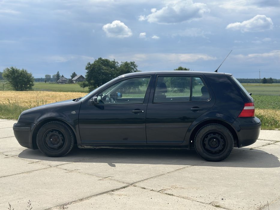 Golf 4  1.4benzyna