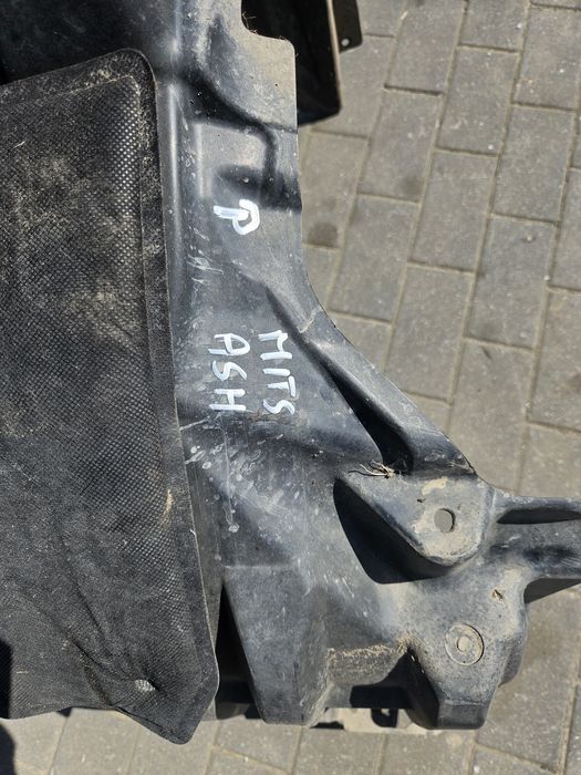 Nadkole prawy przód Mitsubishi ASX Nadkole lewy przod Mitsubishi Grandis