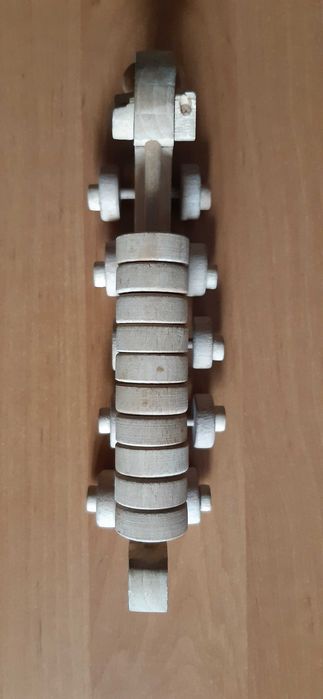 Дерев'яні іграшки-моделі