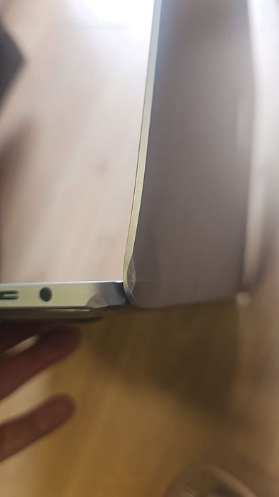 Macbook pro retina 16 2019
