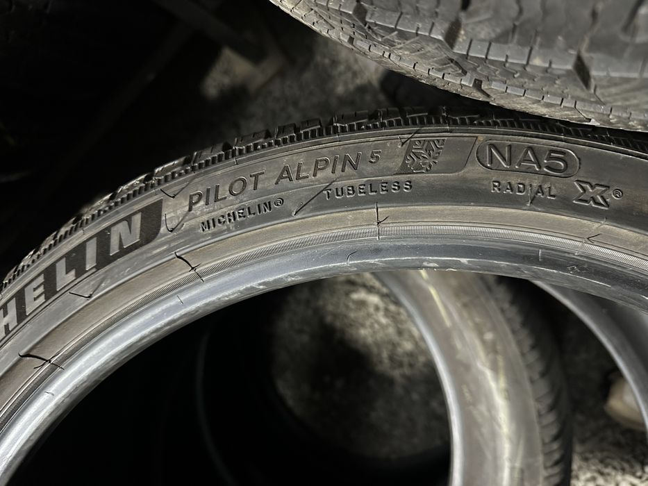 Шини зима 305/30/21 Michelin R21 пара 99% резина