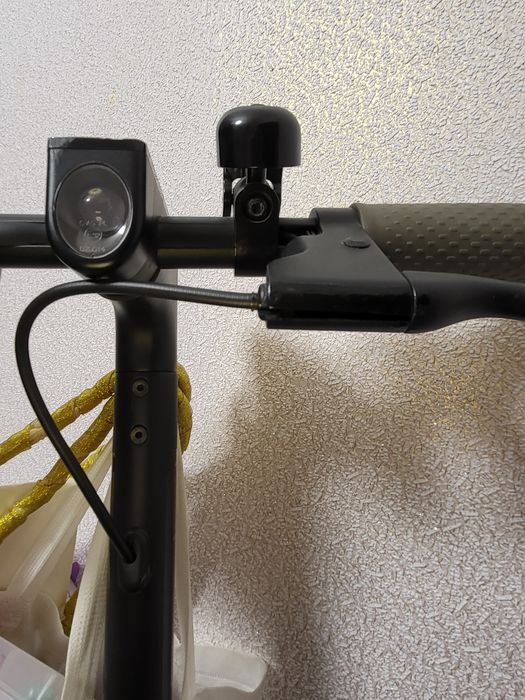 Електросамокат Xiaomi Mi Electric Scooter 1s