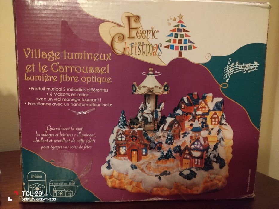 Aldeia de Natal com carrocel