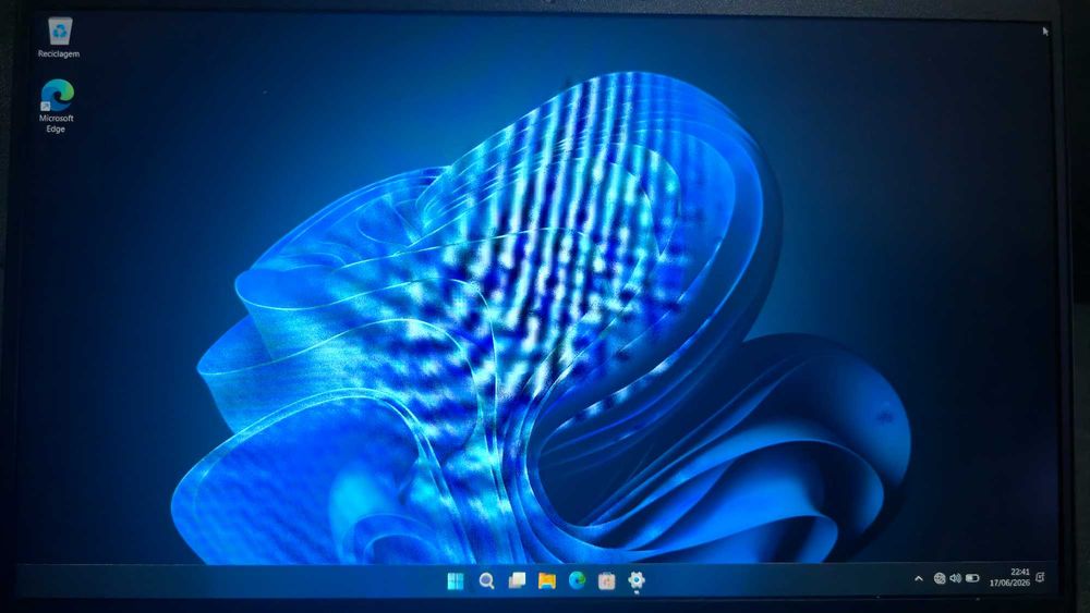 Portatil Victus Gaming 144hz RTX 3050