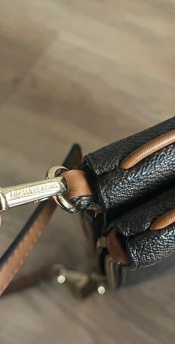 Torebka listonoszka Michael Kors