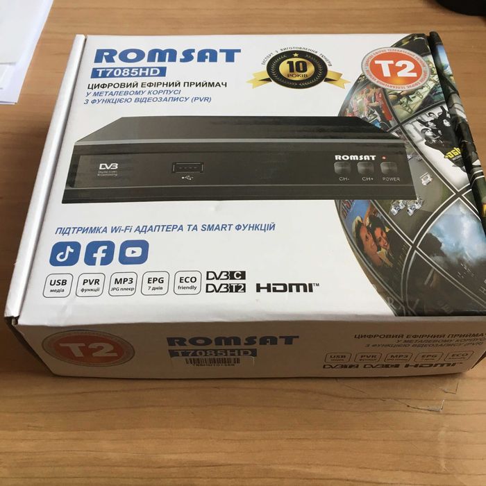 Продам новый Тюнер DVB-T2 Romsat T7085HD