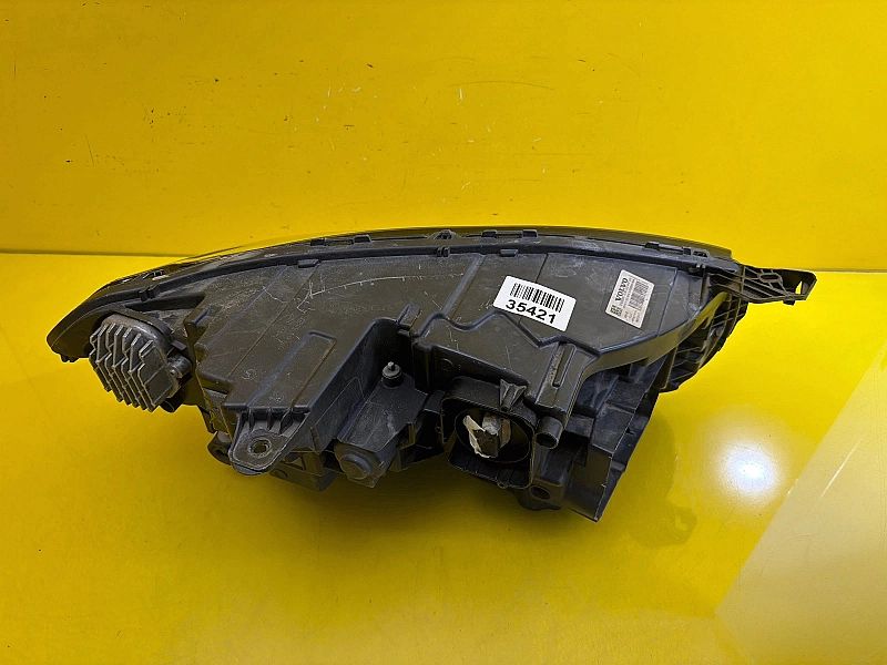 Lampa Lewa Przednia Volvo XC90 Led