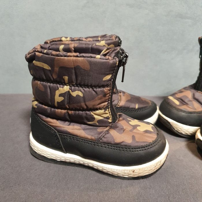 Sinsay śniegowce camo buty zimowe camo bliźniaki wełna 22