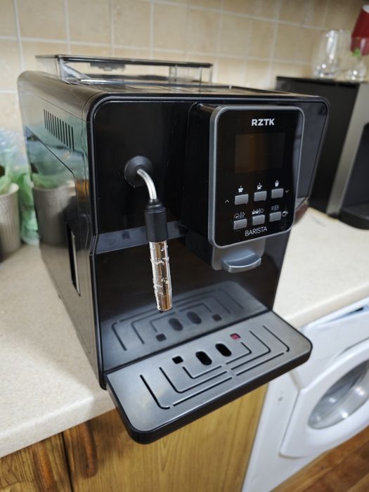 Кавомашина RZTK Barista CSB-1100