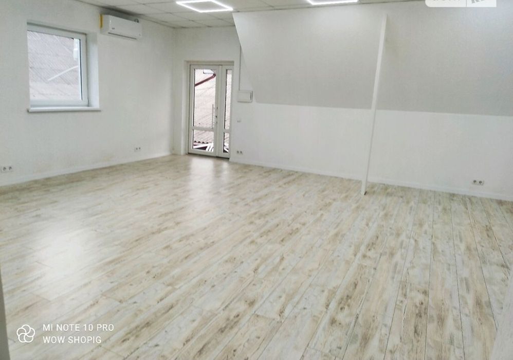 Оренда комерційного приміщення 46 м² +67м² в центрі Хотин