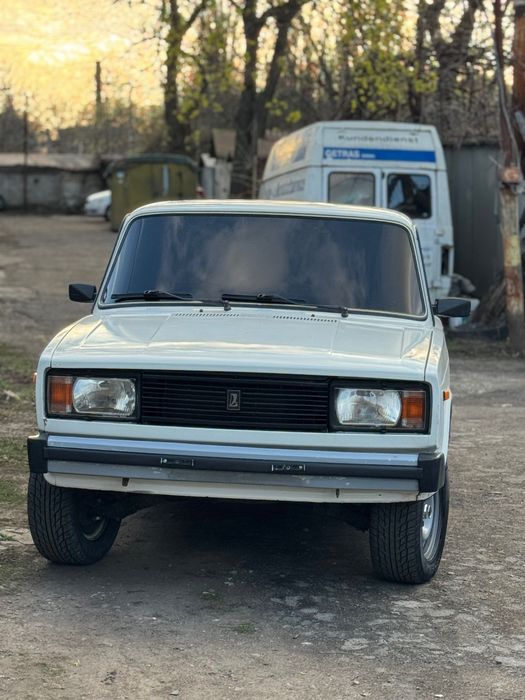 Продам ваз 2105,карбюратор,2002 год