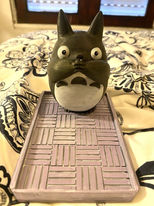 Suporte de incenso totoro pintado à mão