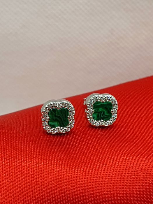 Kolczyki srebrne 925 zielona koniczynka z cyrkoniami